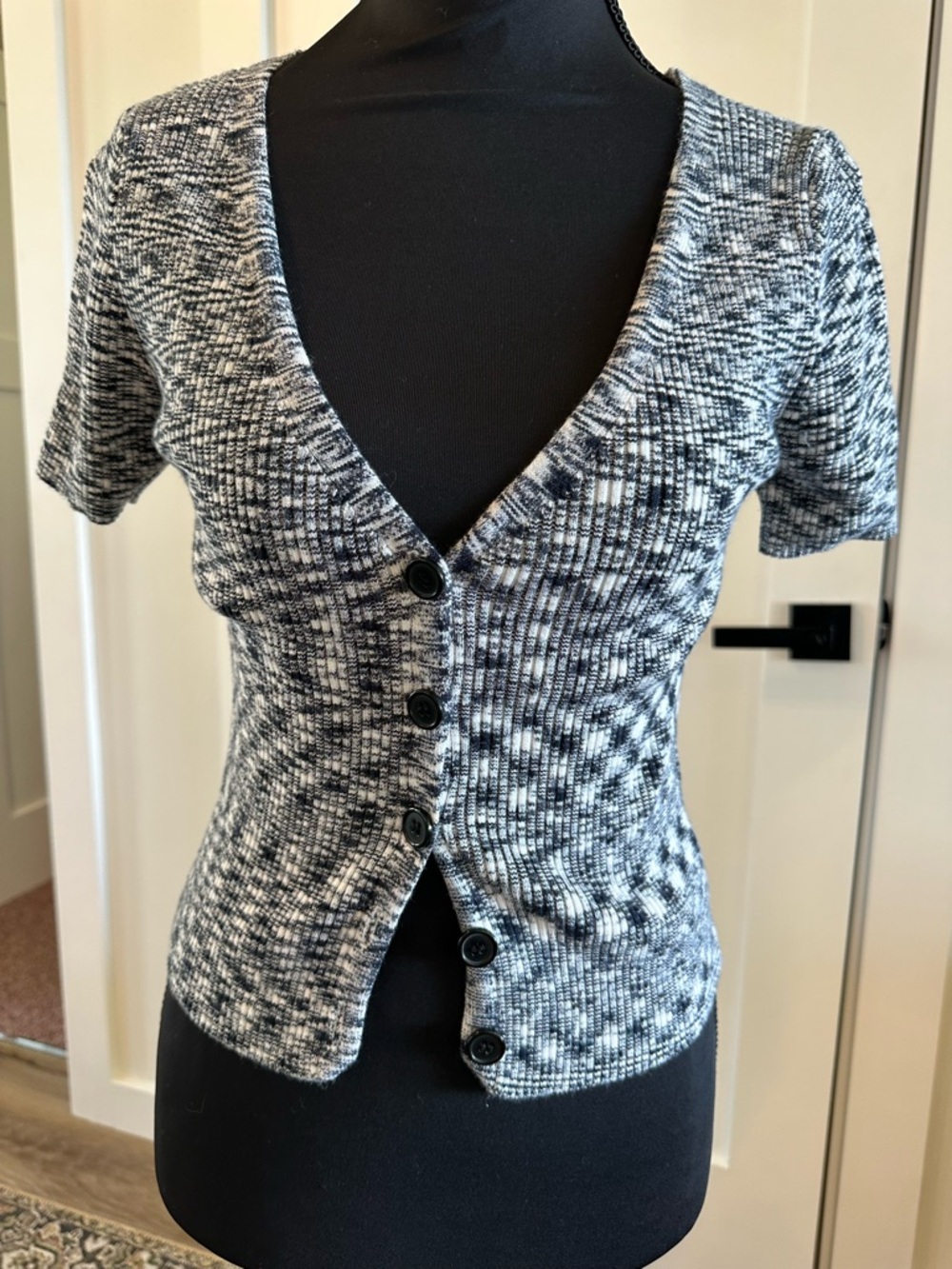 Forever 21 Black & White Short Sleeve Button Cardigan
